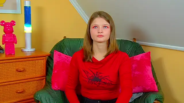 Snapshot of JaneRosen chatting on 09.30.25 JaneRosen online show from 09.30.25