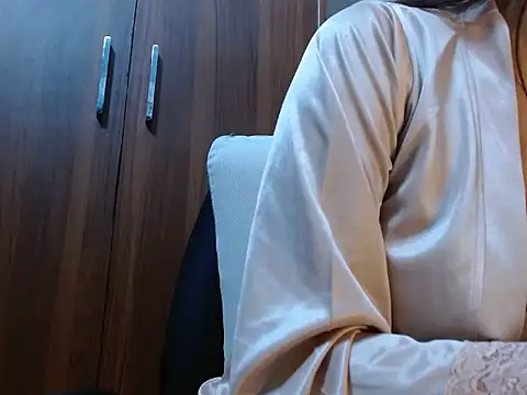 Snapshot of soya_queen chatting on 07.29.26 soya queen online show from 07.29.26