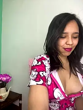 Esmeraldagh  online show from 10.08.25