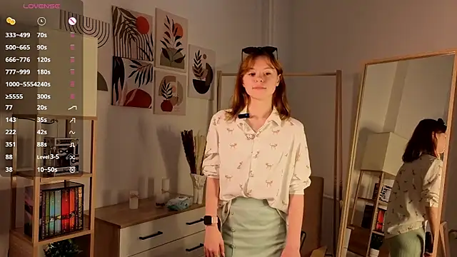 TiannaBorlace online show from 09.19.25