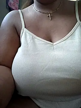 Snapshot of lady_rosie chatting on 10.14.25 lady rosie online show from 10.14.25