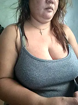 Snapshot of lady_rosie chatting on 10.30.25 lady rosie online show from 10.30.25