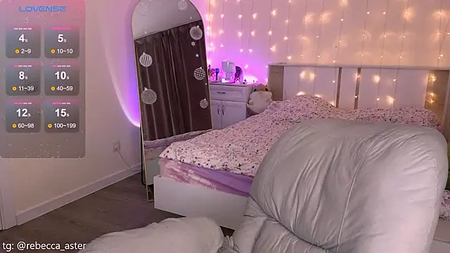 RebeccaAster online show from 02.05.26