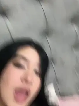 Snapshot of Aliciawhitee chatting on 09.11.25 Aliciawhitee online show from 09.11.25