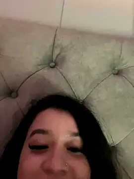 Snapshot of Aliciawhitee chatting on 10.07.25 Aliciawhitee online show from 10.07.25