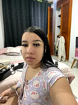 Aliciawhitee online show from 11.15.25