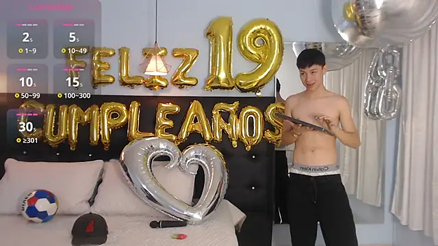 Abraham horny18 online show from 10.11.25