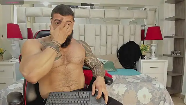 college muscle ass1 online show from 10.14.25