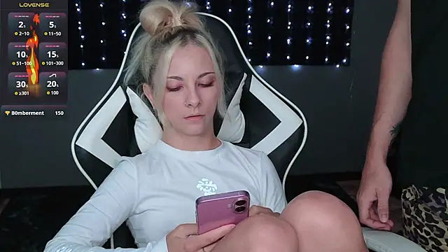 Snapshot of -DarkPrincess- chatting on 09.26.25 -DarkPrincess- online show from 09.26.25