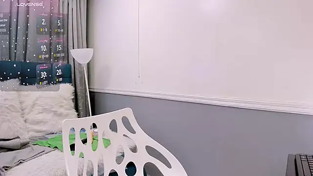 Snapshot of Oriana_Jhonson chatting on 10.29.25 Oriana Jhonson online show from 10.29.25