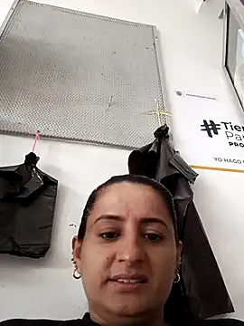 Titiss8921 online show from 10.27.25