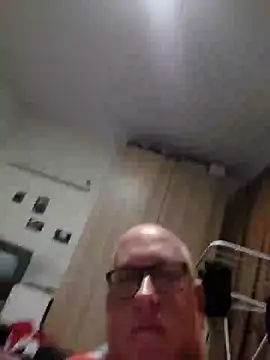 geilerd122 online show from 09.18.25