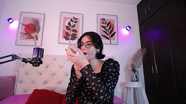 barbyehot online show from 11.21.25