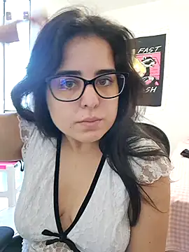 CutteGirl99 online show from 09.25.25