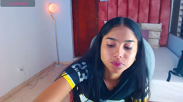 Milaa Star  online show from 11.07.25