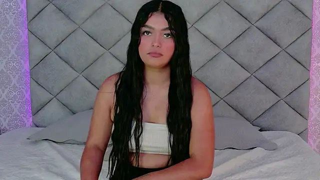 Snapshot of kylerose07 chatting on 10.24.25 kylerose07 online show from 10.24.25