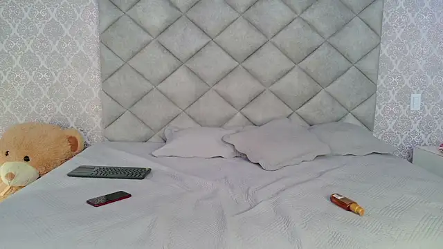 Snapshot of kylerose07 chatting on 10.27.25 kylerose07 online show from 10.27.25