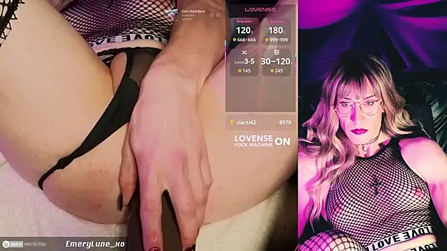 EmeryLune xo online show from 01.08.26