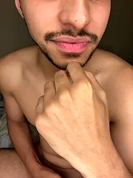 Snapshot of ravisex2 chatting on 10.07.25 ravisex2 online show from 10.07.25