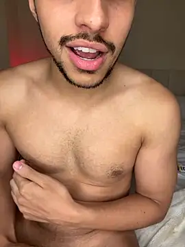 Snapshot of ravisex2 chatting on 10.12.25 ravisex2 online show from 10.12.25