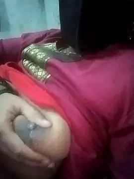 Snapshot of baddy8008 chatting on 09.24.25 baddy8008 online show from 09.24.25