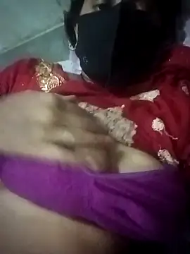 Snapshot of baddy8008 chatting on 10.03.25 baddy8008 online show from 10.03.25