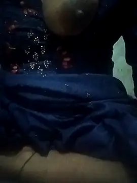 Snapshot of baddy8008 chatting on 10.12.25 baddy8008 online show from 10.12.25