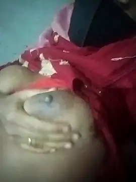 Snapshot of baddy8008 chatting on 10.21.25 baddy8008 online show from 10.21.25