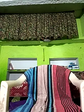 Snapshot of ZIVAA chatting on 09.20.25 ZIVAA online show from 09.20.25