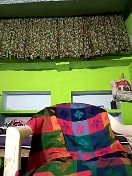 Snapshot of ZIVAA chatting on 10.05.25 ZIVAA online show from 10.05.25