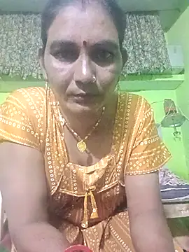 Snapshot of ZIVAA chatting on 10.15.25 ZIVAA online show from 10.15.25