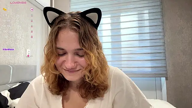 SunPunnyGirl online show from 09.25.25