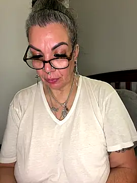 dieseldame1313 online show from 11.06.25