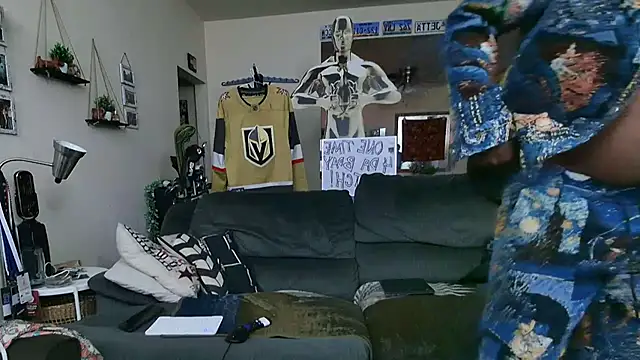 Str8ishVegasGuy online show from 10.20.25