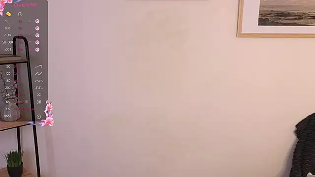 Snapshot of Bonnie_Nunez chatting on 10.09.25 Bonnie Nunez online show from 10.09.25