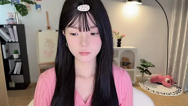 Momo-xx online show from 10.06.25