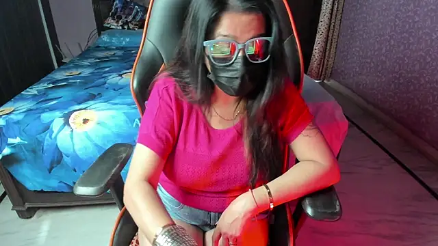 ShylaGill online show from 10.04.25