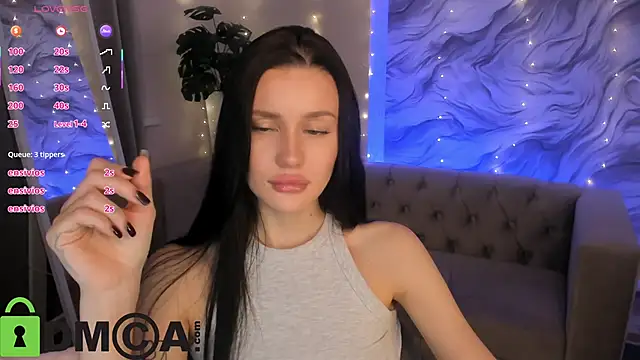 Aria Mila online show from 01.19.26