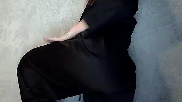 SweetLoraa online show from 09.29.25