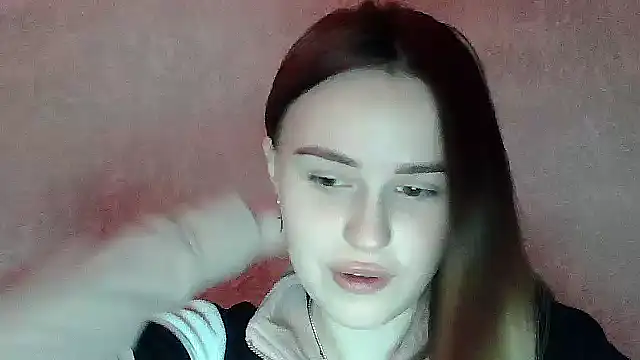 SweetLoraa online show from 12.14.25