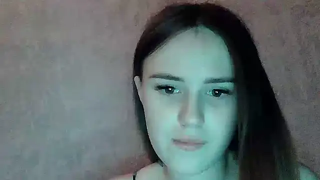 SweetLoraa online show from 02.15.26