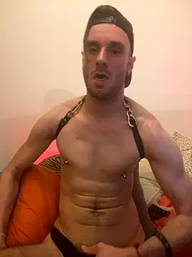 Snapshot of sexbooy27 chatting on 11.08.25 sexbooy27 online show from 11.08.25