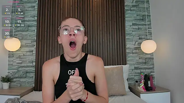 Snapshot of melodyvega0591 chatting on 10.14.25 melodyvega0591 online show from 10.14.25