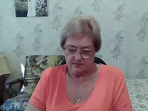 Renata62011 online show from 09.11.25