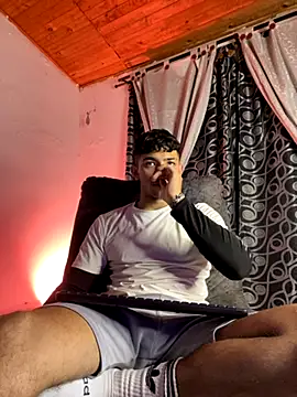 ArturoCardona  online show from 10.01.25