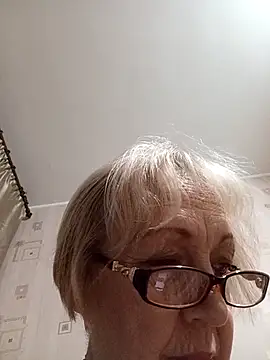 Snapshot of Anatolia5961 chatting on 09.20.25 Anatolia5961 online show from 09.20.25