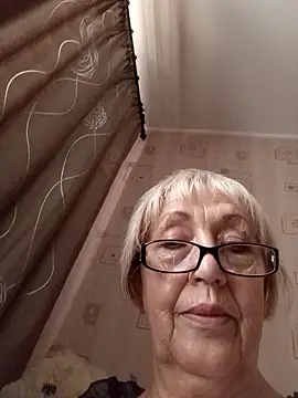 Snapshot of Anatolia5961 chatting on 09.28.25 Anatolia5961 online show from 09.28.25