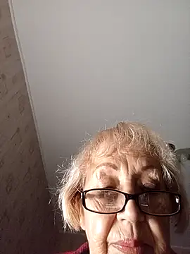 Snapshot of Anatolia5961 chatting on 10.08.25 Anatolia5961 online show from 10.08.25