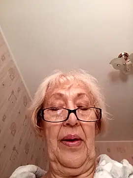 Snapshot of Anatolia5961 chatting on 10.19.25 Anatolia5961 online show from 10.19.25