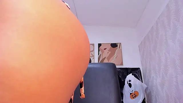 Snapshot of kaylaadams7 chatting on 10.29.25 kaylaadams7 online show from 10.29.25